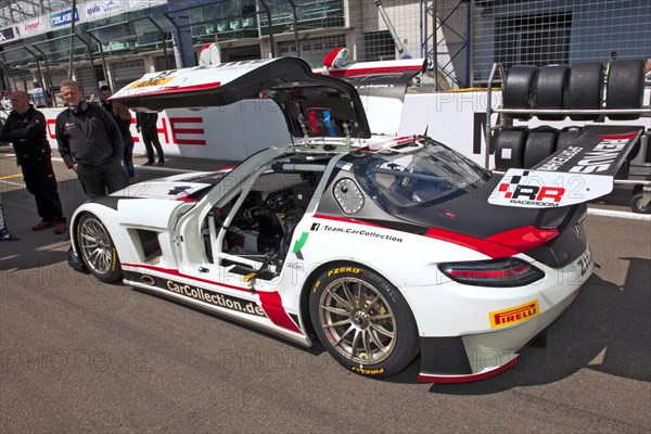 Mercedes-AMG GT3 on grid