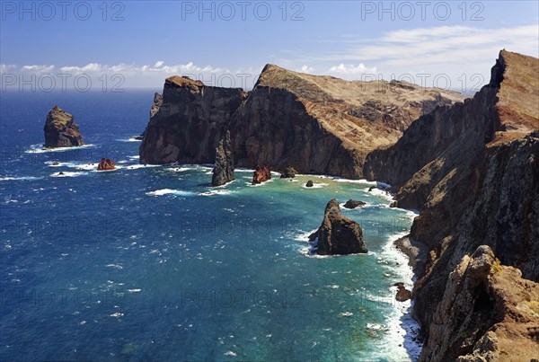 View from the viewpoint Miraduoro da ponta do rosto