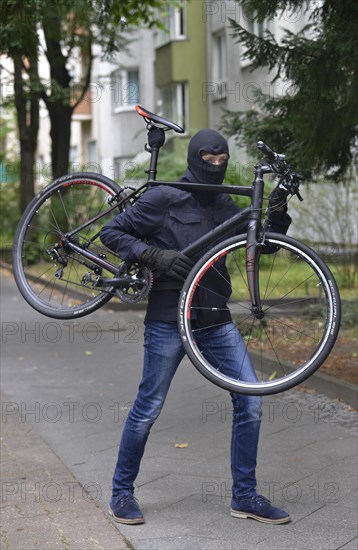 Bicycle thief