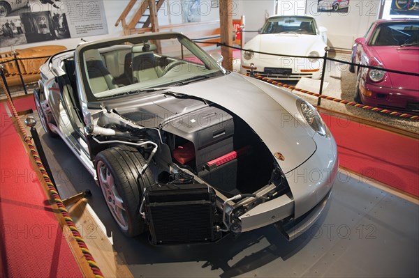 Cutaway model of Porsche 911 997 4s cabriolet