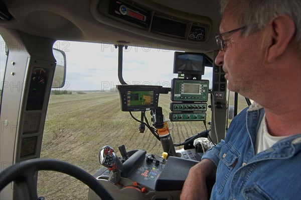 Case 225 Tractor interior and farmer