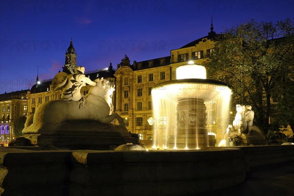 Wittelsbach Fountain at Lenbachplatz