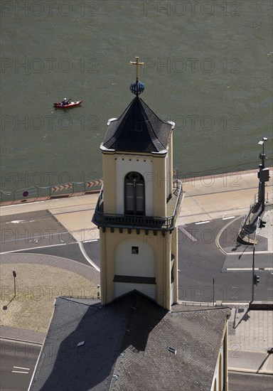 View from above of the Rhine and the Protestant Church of St. Goarshausen from Patersberg