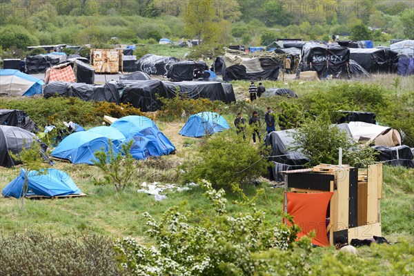 Refugee shelter on former rubbish tip