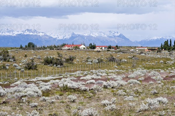 View of a rural landscape with mountains in the distance