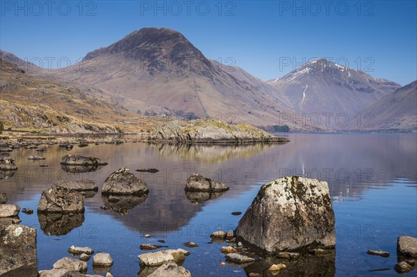 View of lake in overdeepened glacial valley