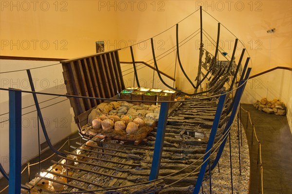 Ancient shipwreck with amphorae