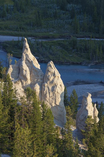 Earth pyramids