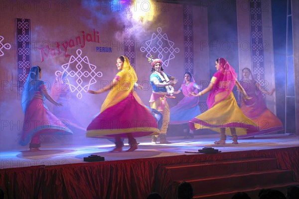 Kathak dance in Natiyanjali festival in Perur temple