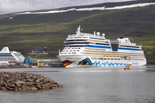 Cruise ship AIDAsol in port