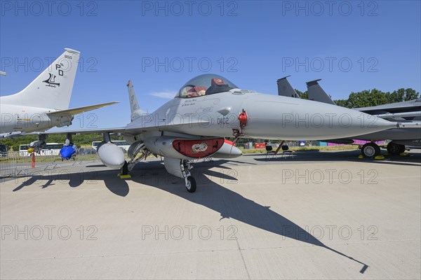 F-16 Fighting Falcon of the U. S. Airforce