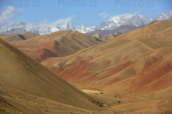 Mountains between Sary-Tash and Osh