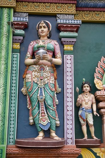 Statue of an Indian woman in sari