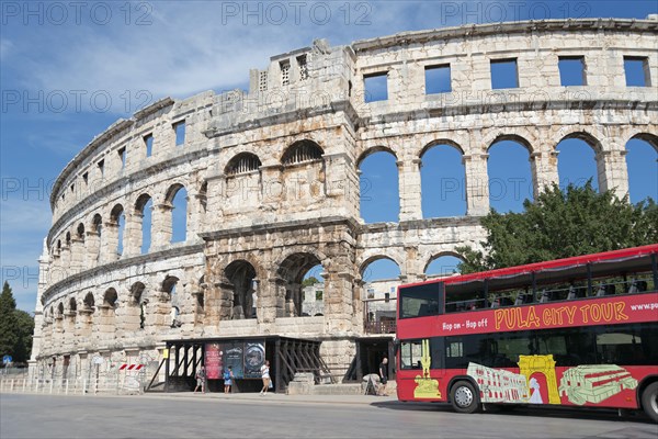 Roman amphitheater