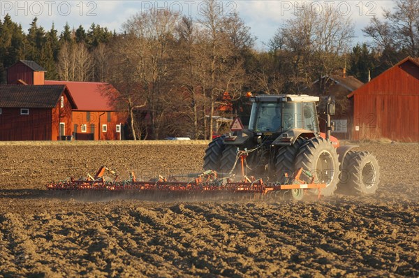 Massey Fergusson 6290 tractor with harrows