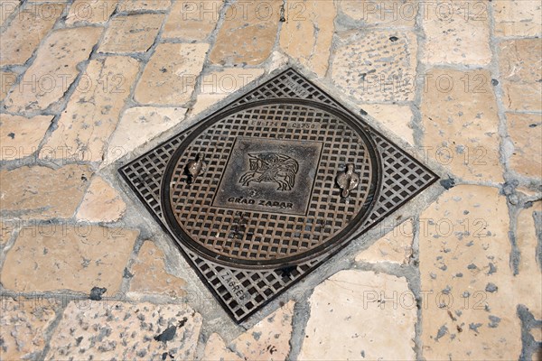 Manhole cover