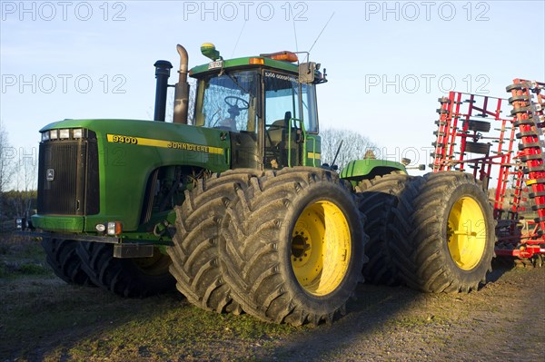 John Deere 9400 tractor