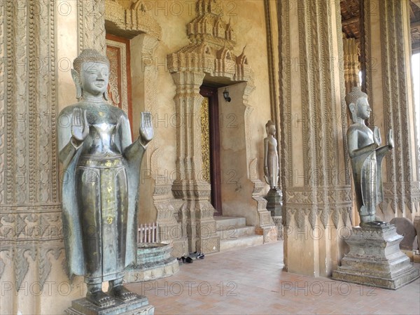 Buddha statue temple Wat Sisaket