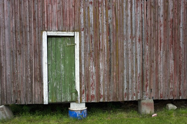 Barn door