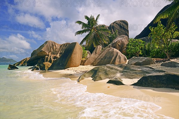 Beach and granite rocks at the dream beach Source d'Argent