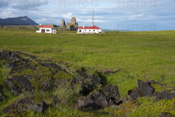 Houses and Londrangar