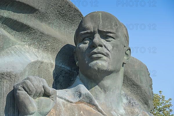 Ernst Thaelmann Monument