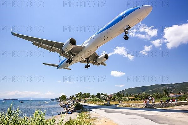 A Thomson Boeing 757-200 aircraft with registration G-CPEV lands at Skiathos Airport