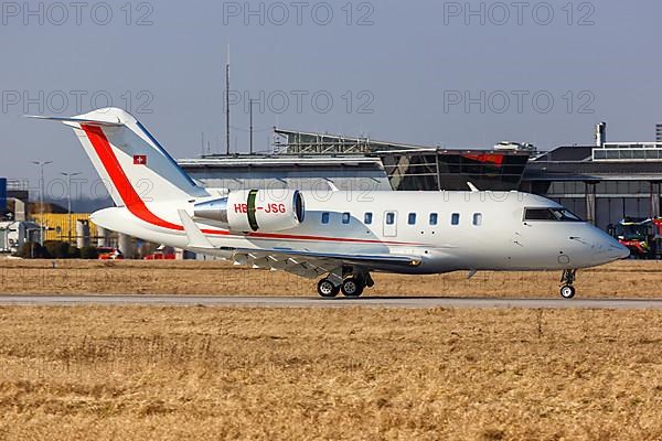 A Bombardier Challenger 605 aircraft with registration HB-JSG at Stuttgart Airport