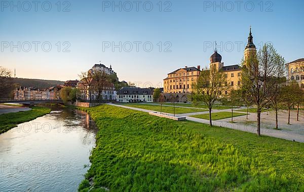 City view with Upper Castle