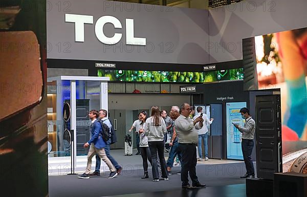 Stand TCL