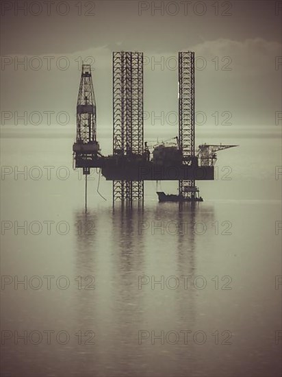 Drilling platform