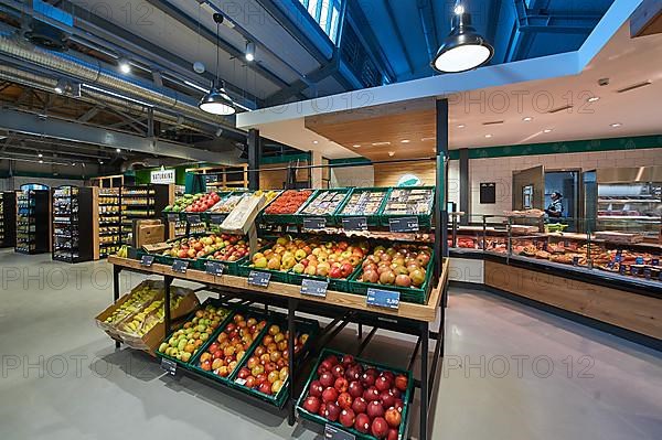 Fruit displays at Edeka Naturkind Markt Harkortstrasse 81 d