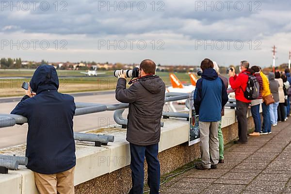 Planespotter at Tegel Airport in Berlin