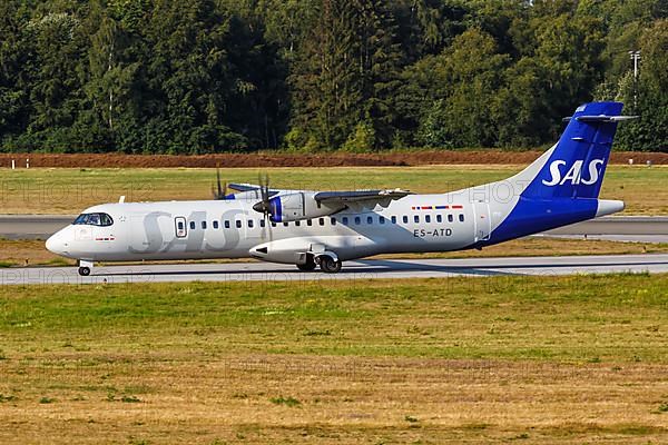 An ATR 72-600 aircraft of SAS Scandinavian Airlines with registration number ES-ATD at Hamburg Airport