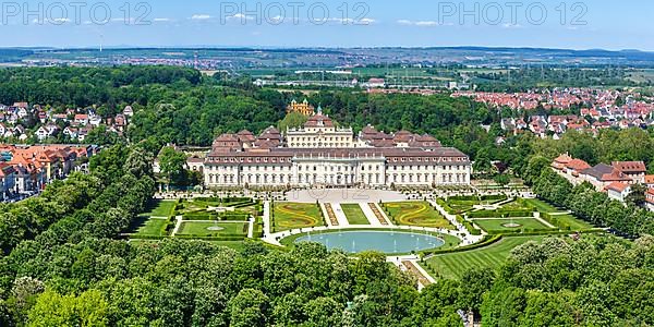 Palace Bluehendes Barock Residenzschloss Aerial Panorama Travel Architecture in Ludwigsburg