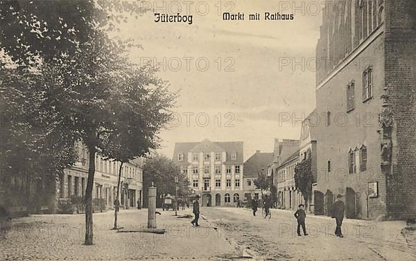 Market with town hall in Jueterbog