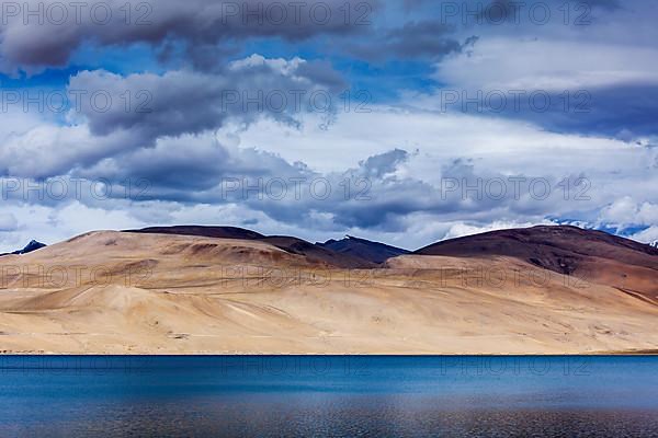 Himalayan mountain lake in Himalayas Tso Moriri