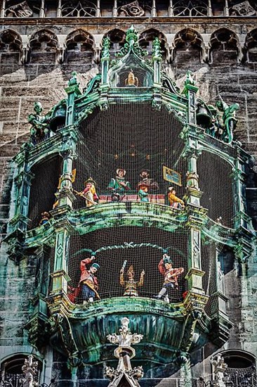 Animated figurines of Rathaus-Glockenspiel