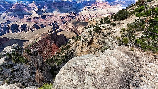 Viewpoint with view of the Grand Canyon