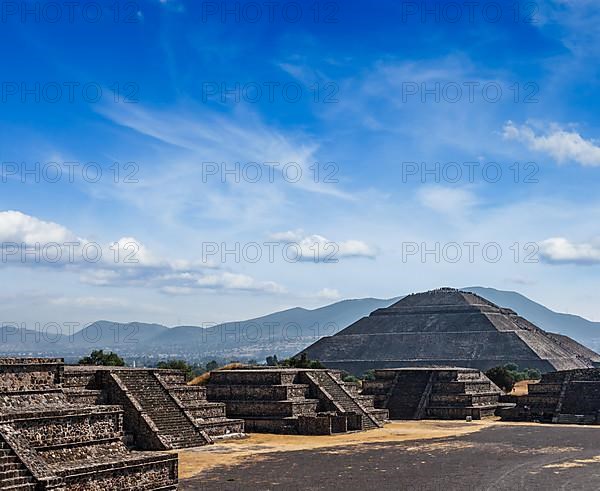 Travel Mexico background