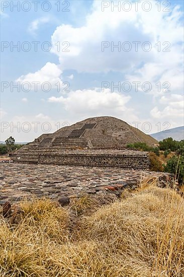 Piramide de la Luna Moon Pyramid Pyramid in Teotihuacan