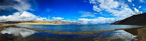 Panorama of Himalayan lake Tso Moriri