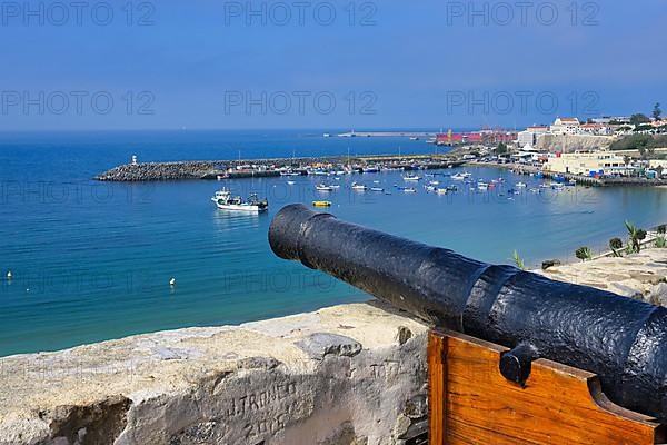 Fortress cannons pointing at the harbor