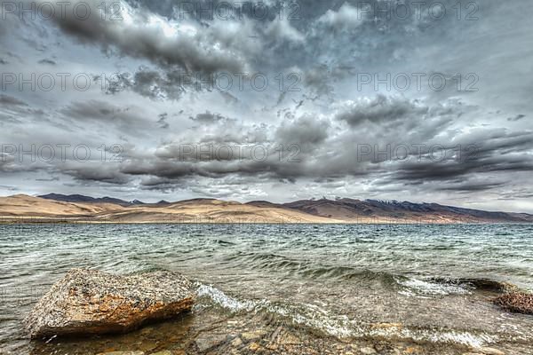 Himalayan mountain lake in Himalayas Tso Moriri