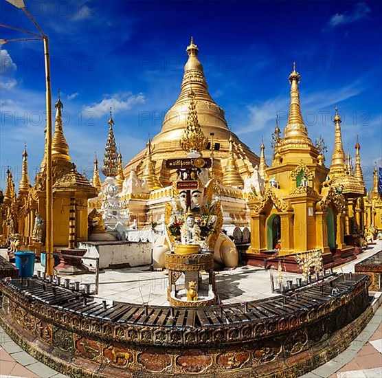 Myanmer famous sacred place and tourist attraction landmark