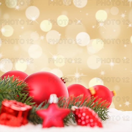 Christmas Red Christmas Balls Christmas Decoration Square Gold Decoration Snow copy space Copyspace Copy Space in Stuttgart