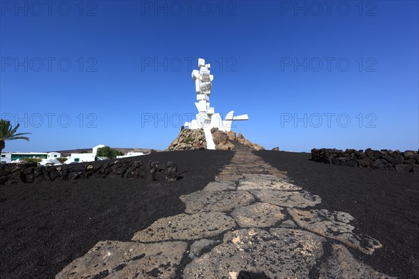 Monument to fertility