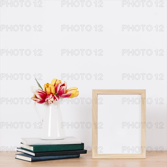 Empty photo frame table