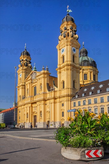 Theatine Church am Odeonsplatz