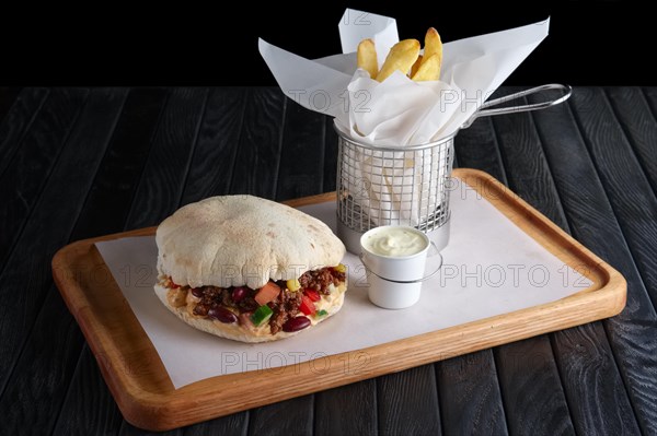 Pita bread with fried stuffing